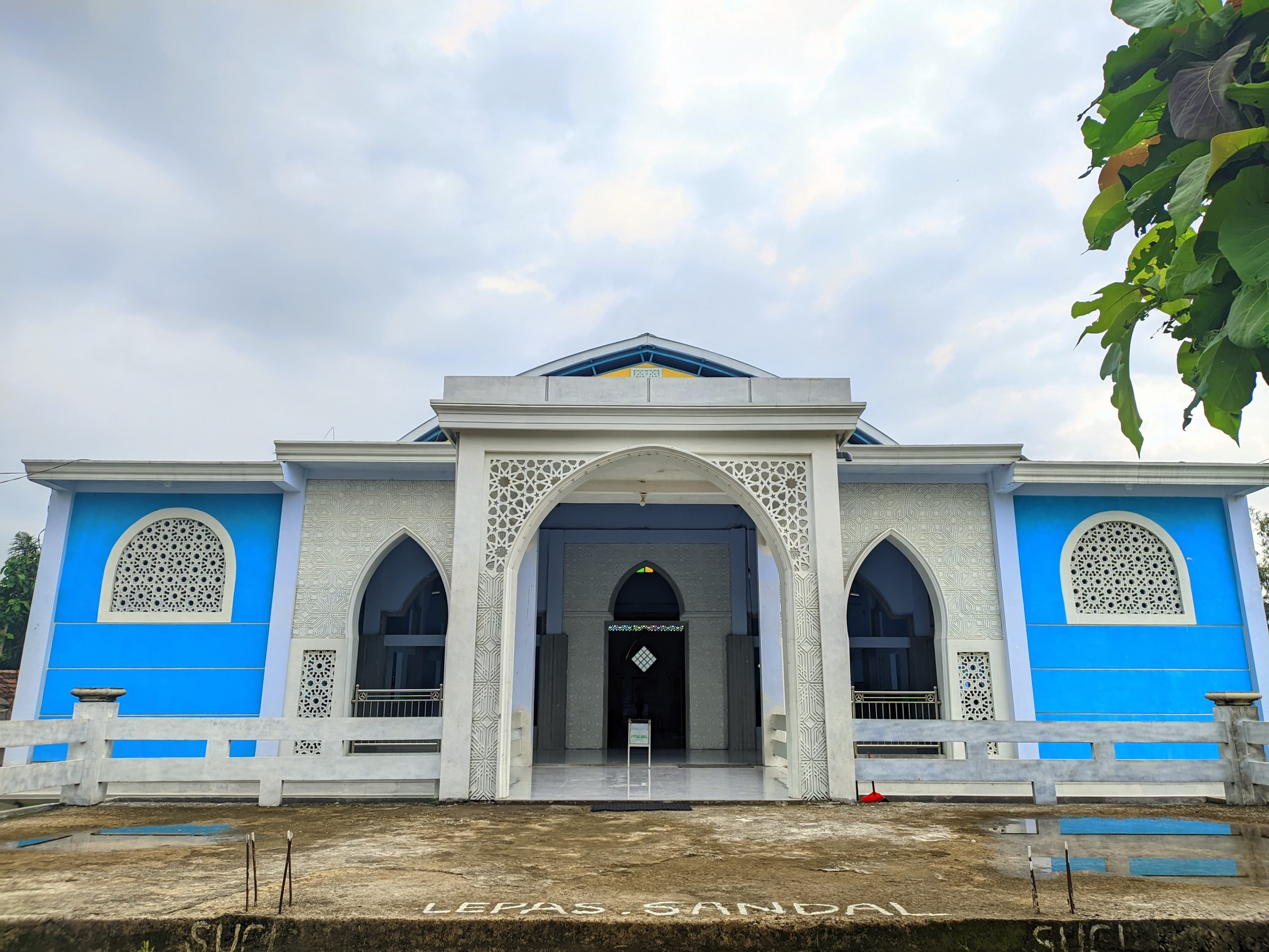 Masjid Ponpes Darul Huda